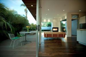 Cactus Flower - 1 Bedroom Beach House W/Private Desert Patio 100% Solar. Border With Santa Monica! Los Angeles Exterior photo